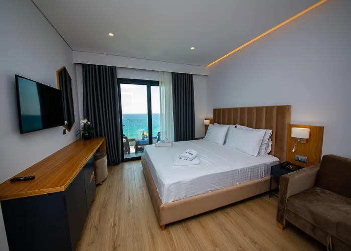 El Primero Hotel